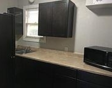 3113 Benelva St - Photo Thumbnail 3
