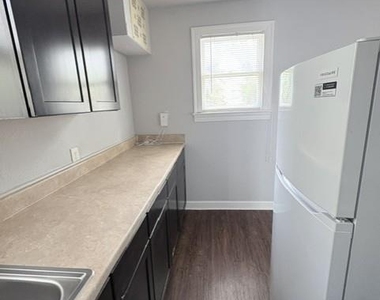 3113 Benelva St - Photo Thumbnail 6