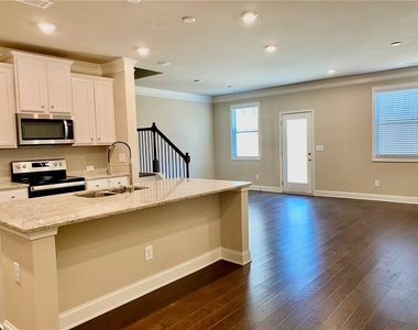 2527 R Pearl Ridge Trace - Photo Thumbnail 8
