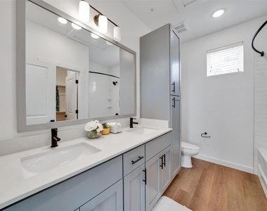 1601-340 Mustang Drive - Photo Thumbnail 20