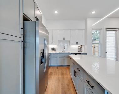 1601-340 Mustang Drive - Photo Thumbnail 6