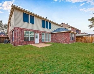 4807 Schiller Park Lane - Photo Thumbnail 31
