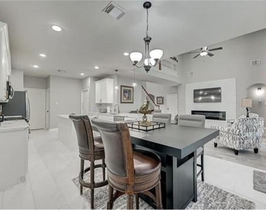 4807 Schiller Park Lane - Photo Thumbnail 8