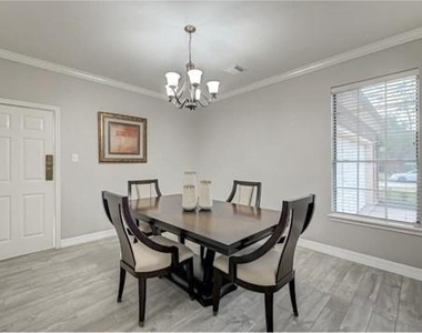 4807 Schiller Park Lane - Photo Thumbnail 9