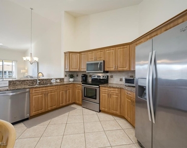 3057 Driftwood Way - Photo Thumbnail 7