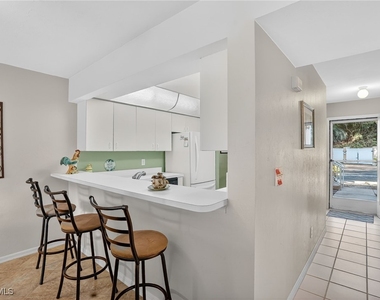 138 Pebble Shores Drive - Photo Thumbnail 4
