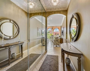 450 Bayfront Place - Photo Thumbnail 10