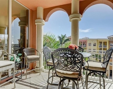450 Bayfront Place - Photo Thumbnail 2
