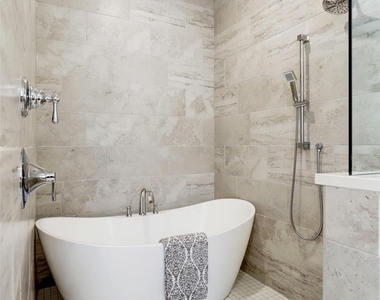 4635 Sanders Meadow Lane - Photo Thumbnail 10