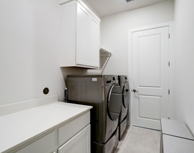 4635 Sanders Meadow Lane - Photo Thumbnail 18