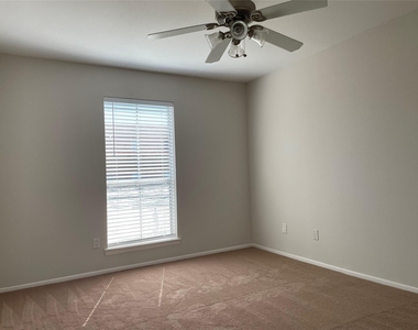 18800 Egret Bay Boulevard - Photo Thumbnail 8
