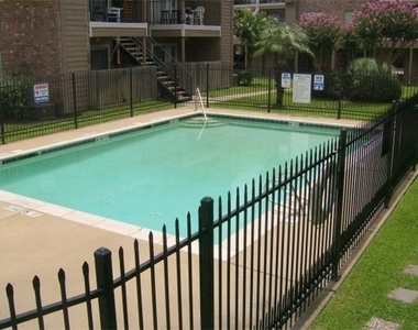 18800 Egret Bay Boulevard - Photo Thumbnail 20