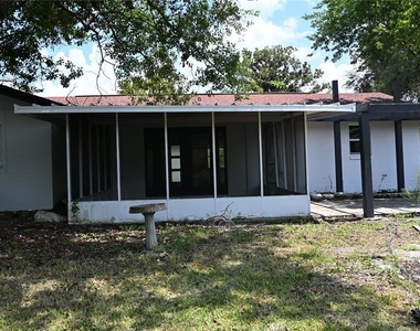 8609 Driftwood Drive - Photo Thumbnail 37