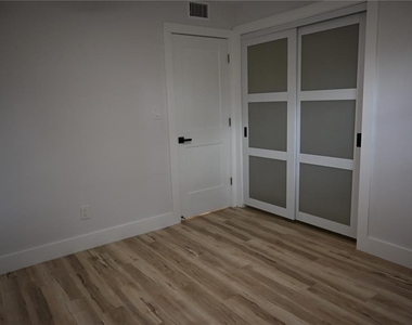 8609 Driftwood Drive - Photo Thumbnail 33