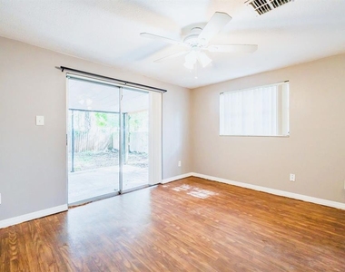 2507 W Virginia Avenue - Photo Thumbnail 8