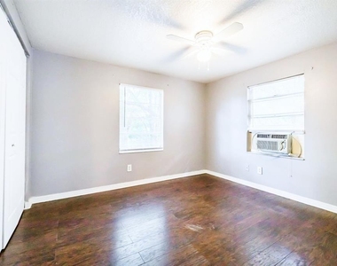 2507 W Virginia Avenue - Photo Thumbnail 4