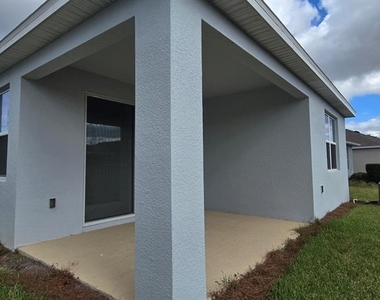 5530 Nw 40th Loop - Photo Thumbnail 2