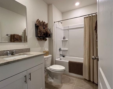 2219 Lake Preserve Circle - Photo Thumbnail 25