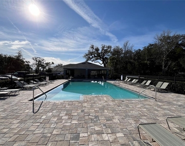 2219 Lake Preserve Circle - Photo Thumbnail 10
