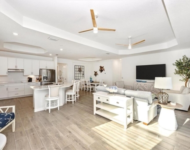 12950 Tulum Loop - Photo Thumbnail 18