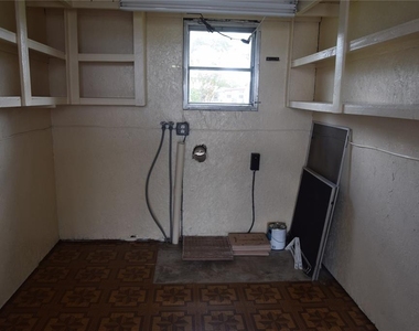 1567 Longbow Drive - Photo Thumbnail 11