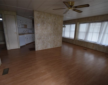 1567 Longbow Drive - Photo Thumbnail 6