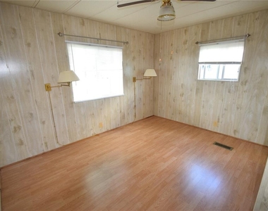 1567 Longbow Drive - Photo Thumbnail 2