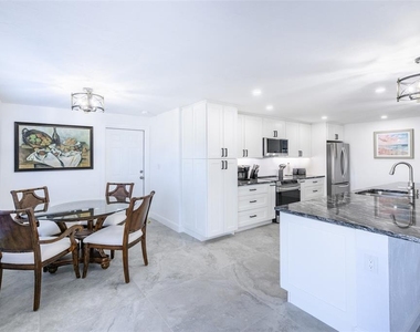 149 Crescent Drive - Photo Thumbnail 18