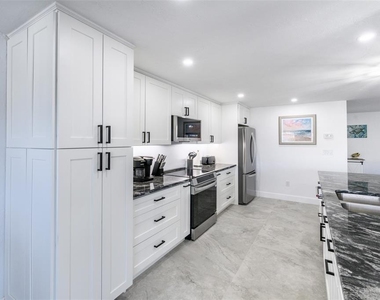 149 Crescent Drive - Photo Thumbnail 17