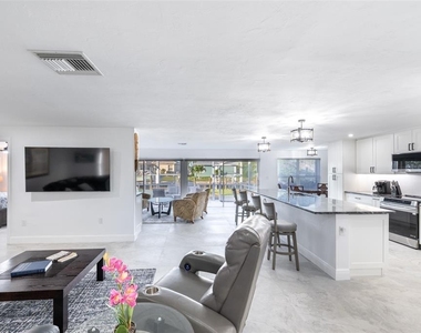 149 Crescent Drive - Photo Thumbnail 11