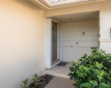 149 Crescent Drive - Photo Thumbnail 3