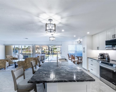 149 Crescent Drive - Photo Thumbnail 12
