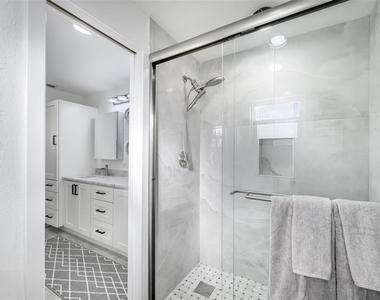 149 Crescent Drive - Photo Thumbnail 38