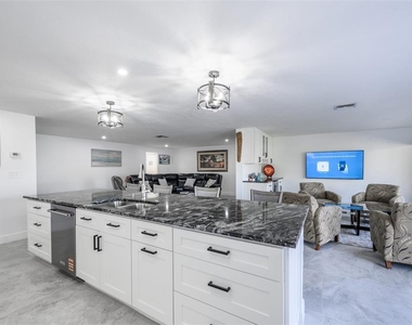 149 Crescent Drive - Photo Thumbnail 22
