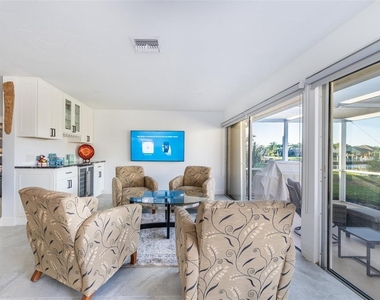 149 Crescent Drive - Photo Thumbnail 27