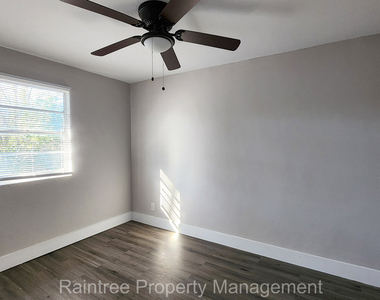 20 Griffin Street Nw - Photo Thumbnail 5