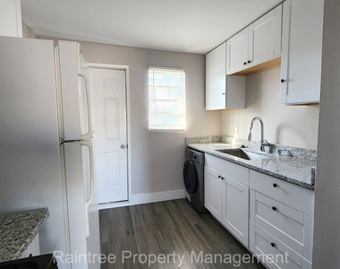 20 Griffin Street Nw - Photo Thumbnail 3