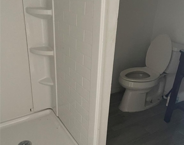 8508 Sw 16th Court - Photo Thumbnail 7