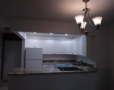 5951 Ne 14th Lane - Photo Thumbnail 8