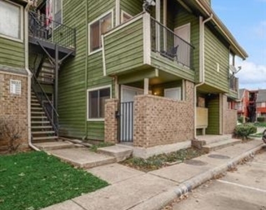 9823 Walnut Street - Photo Thumbnail 15