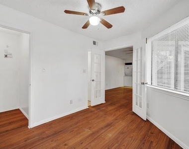 9823 Walnut Street - Photo Thumbnail 2