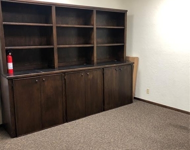 9251 N Pennsylvania Place - Photo Thumbnail 2