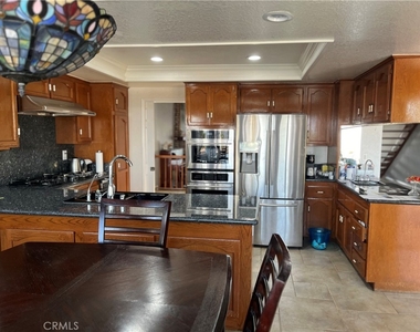22033 Birds Eye Drive - Photo Thumbnail 10