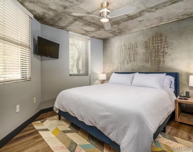 1050 Island Ave - Photo Thumbnail 14