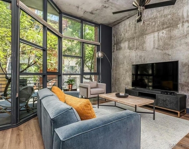 1050 Island Ave - Photo Thumbnail 10