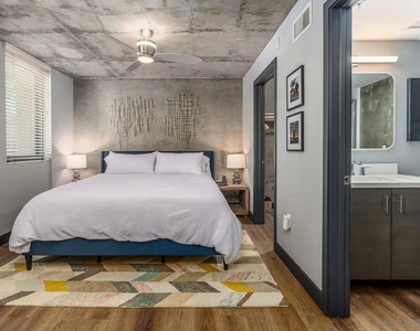 1050 Island Ave - Photo Thumbnail 13