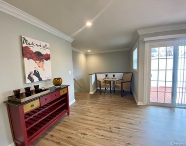 327 Adams Way - Photo Thumbnail 2