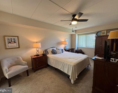 10201 Bustleton Avenue - Photo Thumbnail 6