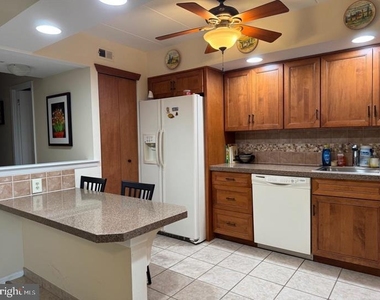 10201 Bustleton Avenue - Photo Thumbnail 4
