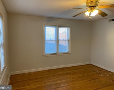 4236 Benning Road Ne - Photo Thumbnail 8